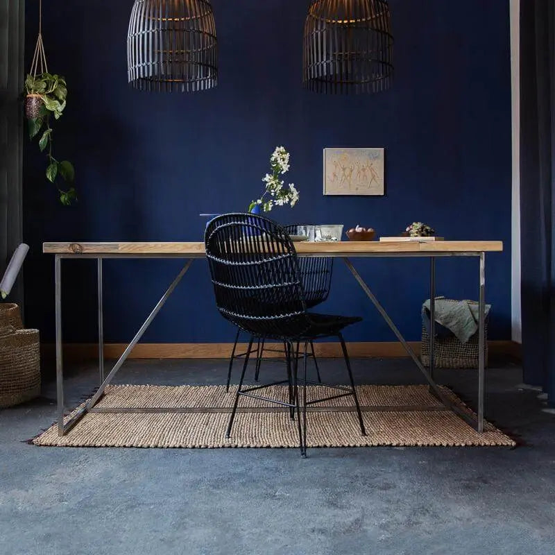 Designertisch aus Kiefernholz