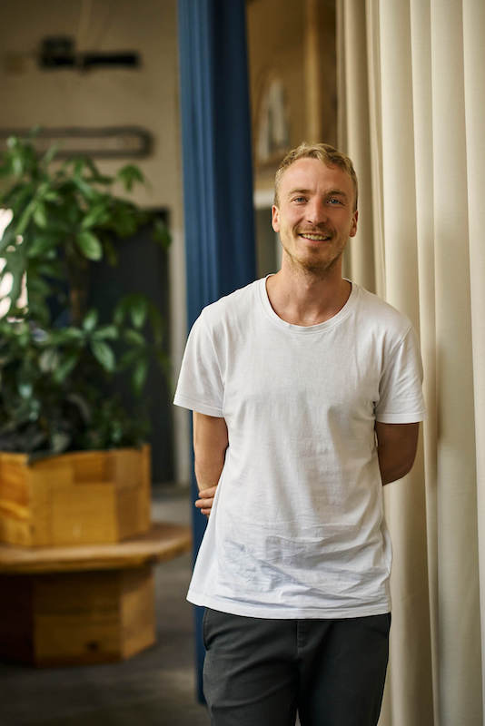 Mischa-Amadeus Olma _portrait_moebelbauer_ woodboom gmbh